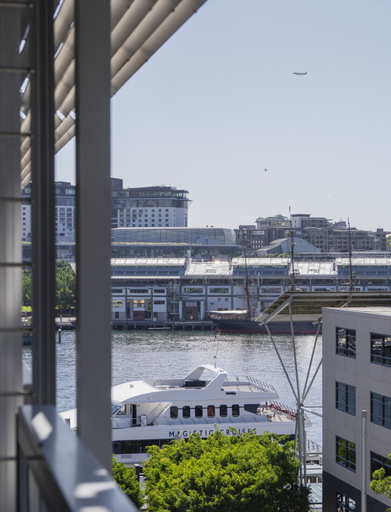 Others 3, Kozyguru | Barangaroo | Waterfront Views Studio, Sydney