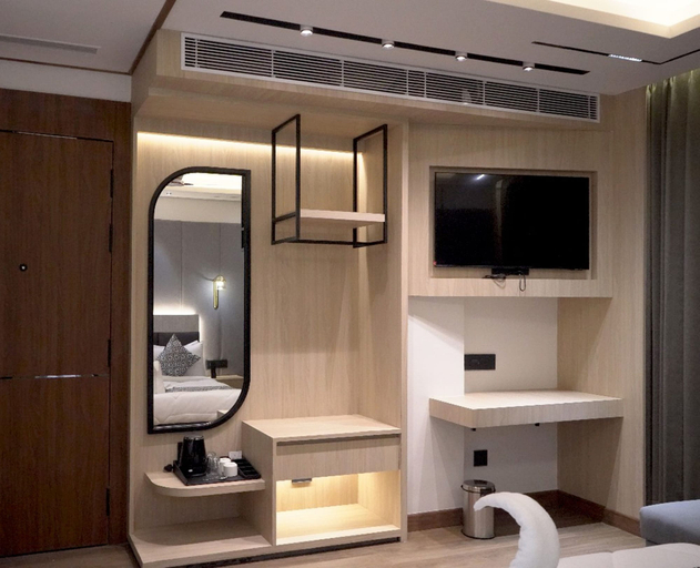 Bathroom 4, Raam Leela Hotel, Faizabad