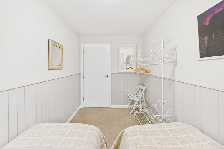 Room 5, Host Stay The Fairways, Durham