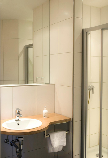 Bathroom, Einhaus Jagerhof, Recklinghausen