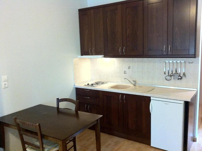 Others 5, Hotel Magnolia, Central Greece