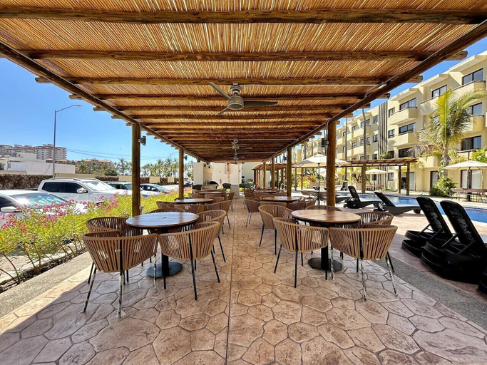Food & Drinks, Oceanna Apartments, Mazatlán