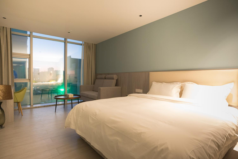 Bedroom 3, Beijing Saga Hotel, Beijing