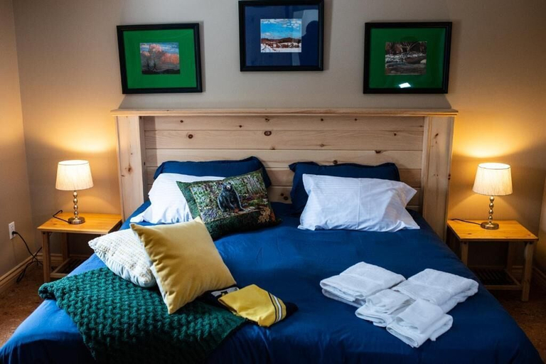 Bedroom 3, Myers Cave Resort, Frontenac