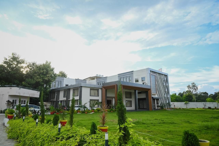 Exterior & Views 4, Jai Vilas Palace & Resort, Shahdol