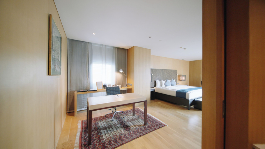 Bedroom 8