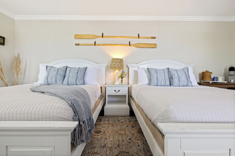 Bedroom 2, Tranquil House Inn, Dare