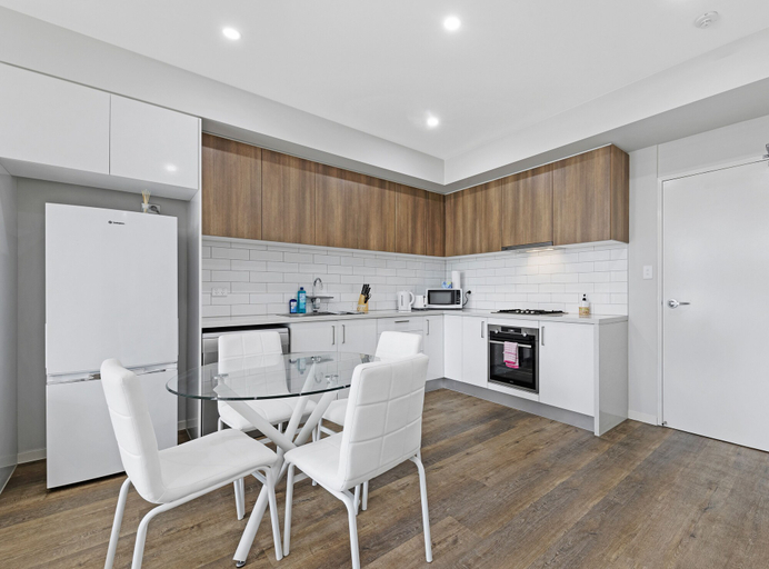 Others 4, Kozyguru | Wentworthville | 2 Bed 2 Bath Apt, Holroyd