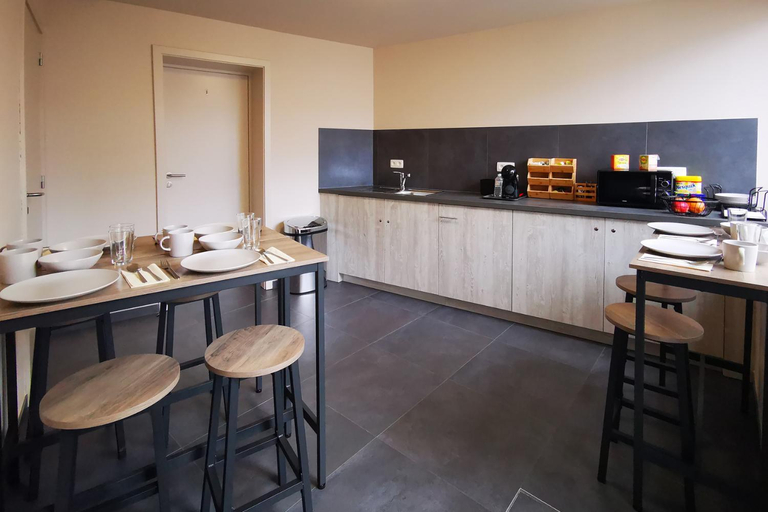 Others 5, La table d’Auguste, Hainaut