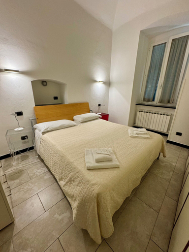 Bedroom, Appartamenti Michela, Genova