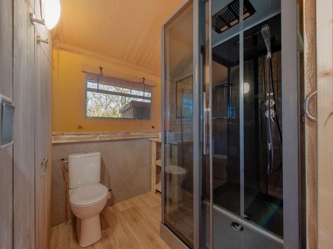 Bathroom, Woodland Glamping Getaway, Borger-Odoorn