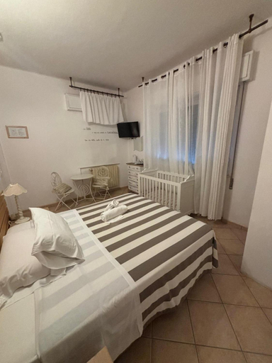 Others 2, Casa Versilia Hotel, Massa Carrara