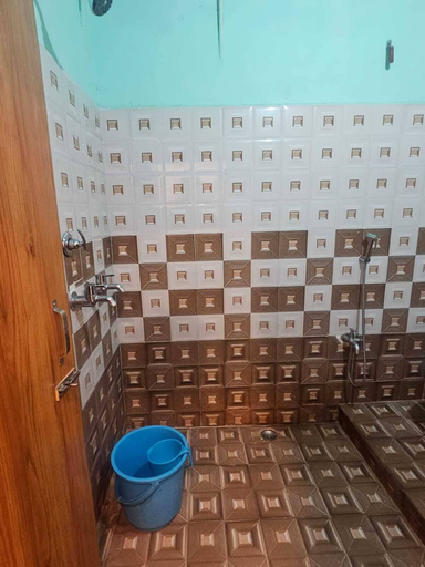 Bathroom, New Bhabani Hotel, Ganjam