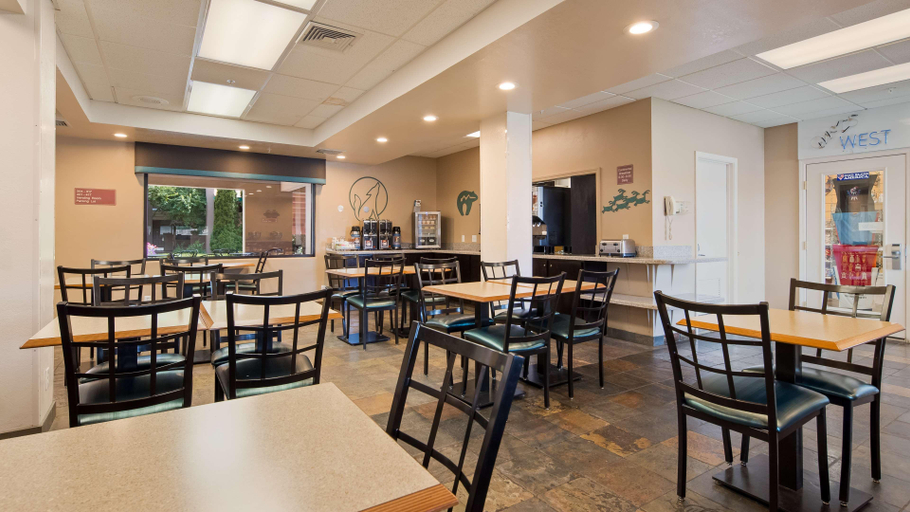 Food & Drinks 5, Best Western Turquoise Inn & Suites, Montezuma