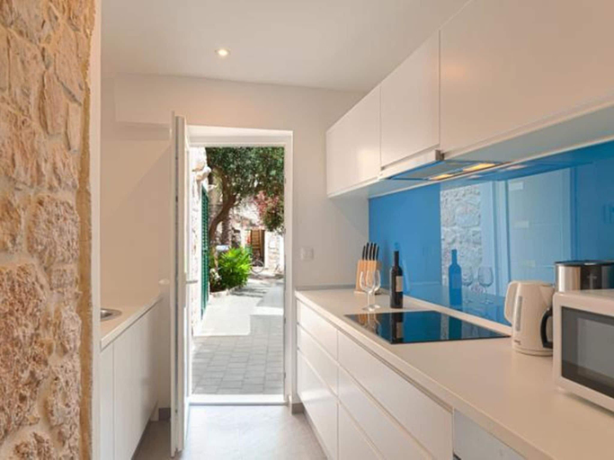 Others 4, Villa in Bol with Pool and Sea View, Bol
