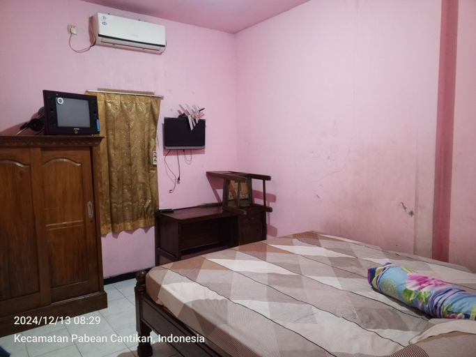 Bedroom 4, Kos Empat Belas, Surabaya