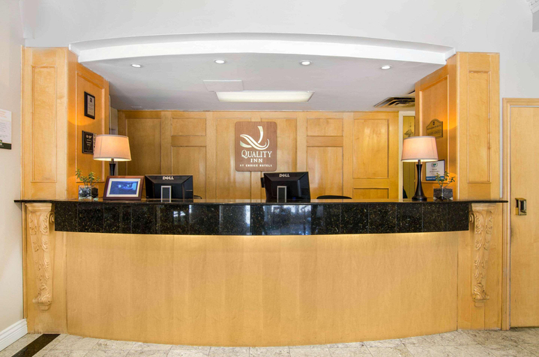 Public Area 2, Quality Inn Downtown Inner Harbour, Capital