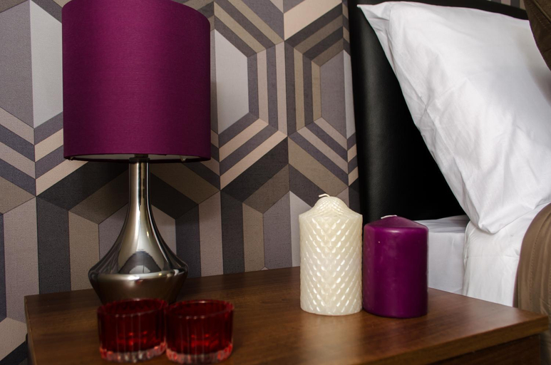 Bedroom 2, Trivelles Hotel - Manchester - Eccles New Rd, Salford