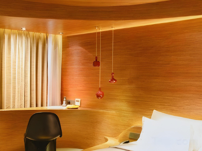 Bedroom 2, Boulevard By Design Hotel Chennai, Chennai