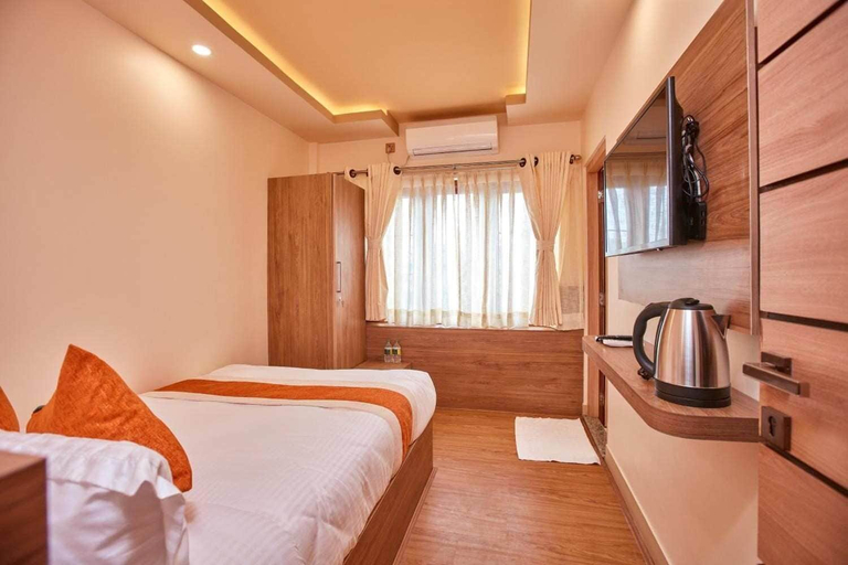 Bedroom 2, The Samrat Palace, Bagmati