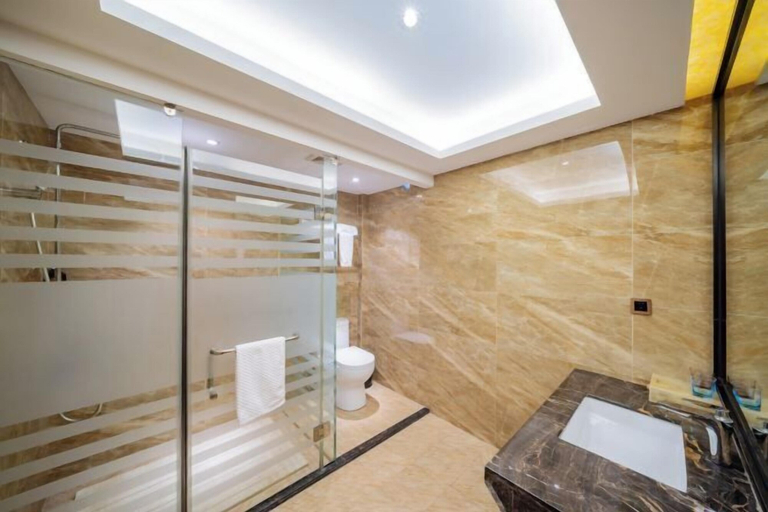 Bathroom 4