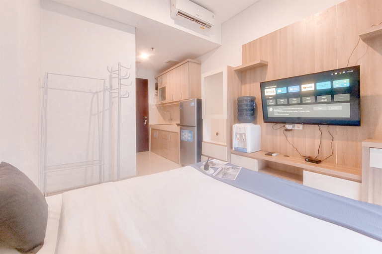 Bedroom, Comfort Living Studio at Springwood Residence Tangerang Apartment, Tangerang