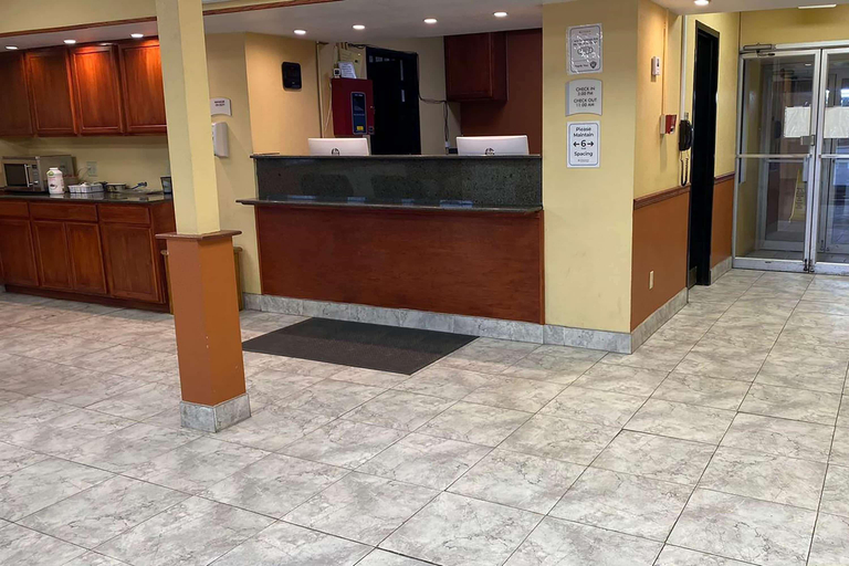Public Area 2, Ramada by Wyndham Rome / Verona, Oneida