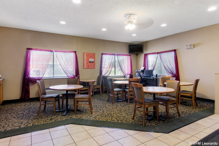 Public Area 3, Comfort Inn Jamestown South, Stutsman