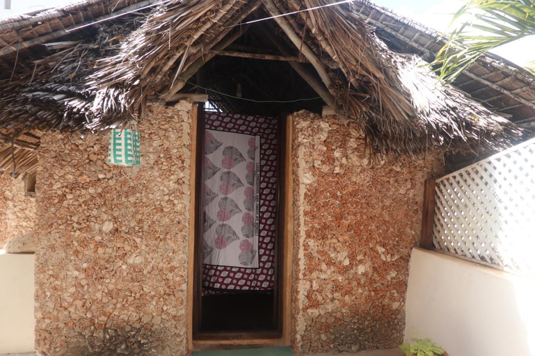 Others 4, Madakani House, Lamu West