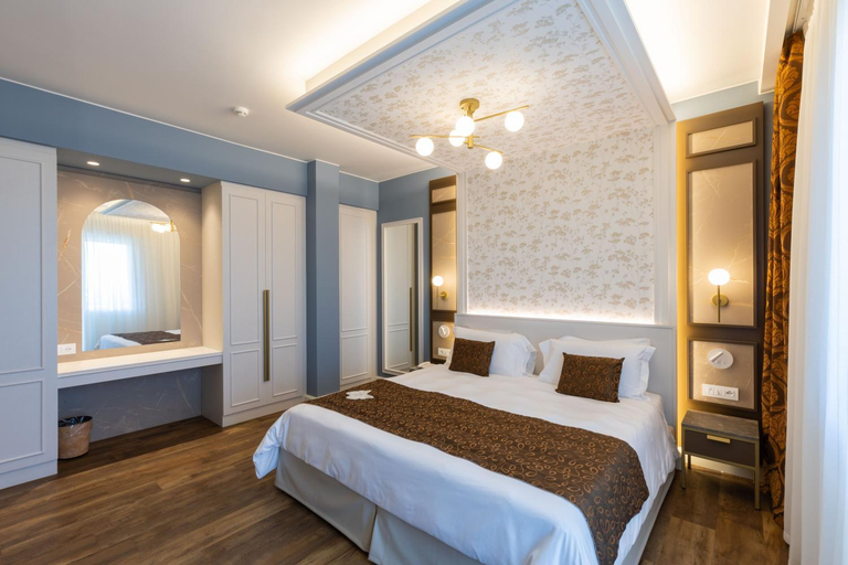 Bedroom 3, Tritone LUXURY HOTEL THERMAE & SPA, Padua