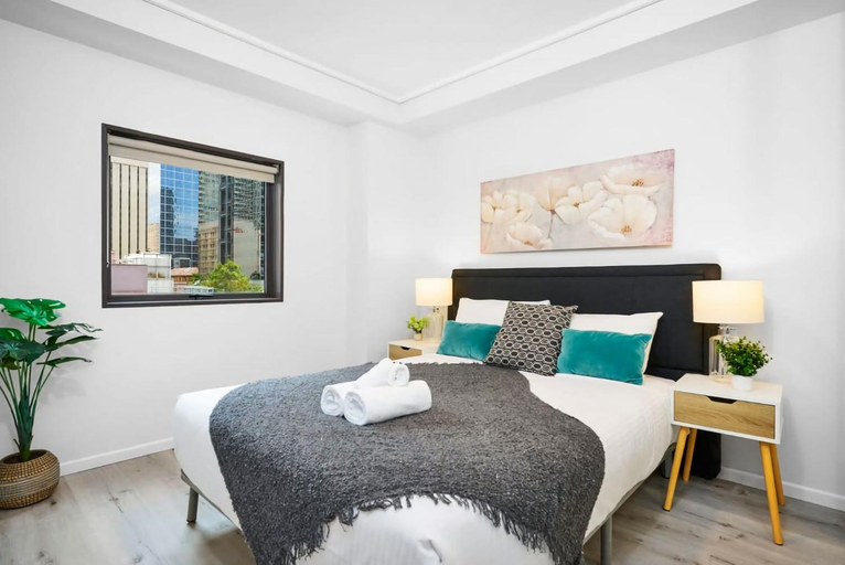 Bedroom 2, Exhibition St Retreat withParking, Melbourne