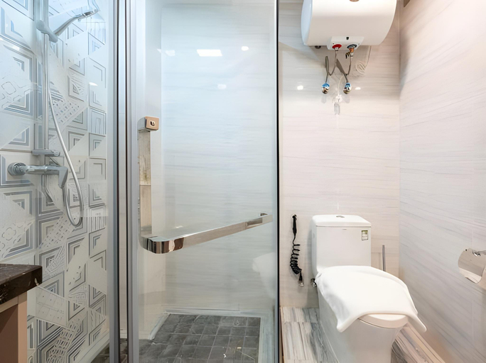 Bathroom 3, TK Star by Caerus Management, Phnom Penh