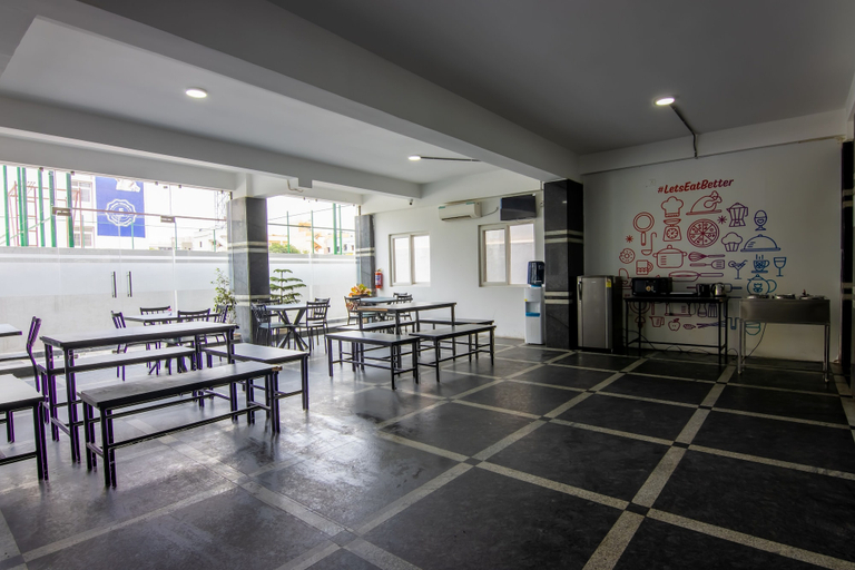 Food & Drinks, Housr 84 Kondapur Near Botanical Garden, Hyderabad
