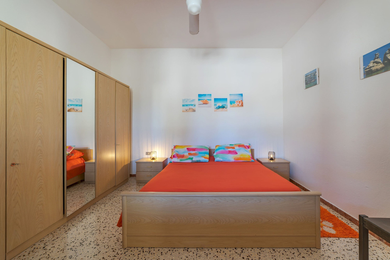 Room 4, Villetta Paduli - Immersa nel Verde con Vista Mare e Giardino Privato, Lecce
