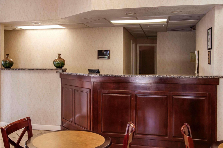 Public Area 2, Quality Inn & Suites Covington, Tipton