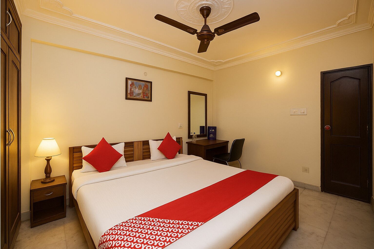 Bedroom 3, The Zen Stays, Patna