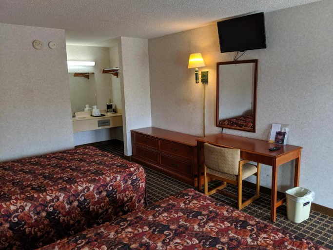 Bedroom 4, Economy Inn Express, York