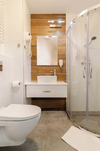 Bathroom 4, Hotel Nafta Krosno, Krosno
