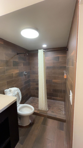 Bathroom 4, Hotel De Ville, Nueces