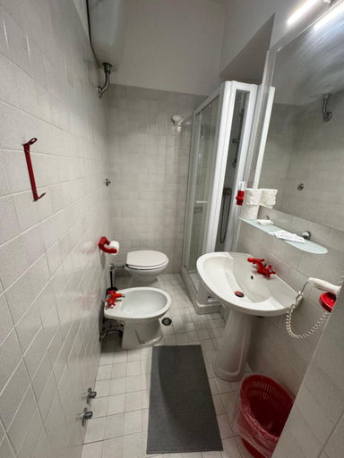 Bathroom 4, Da Bosio, Ancona