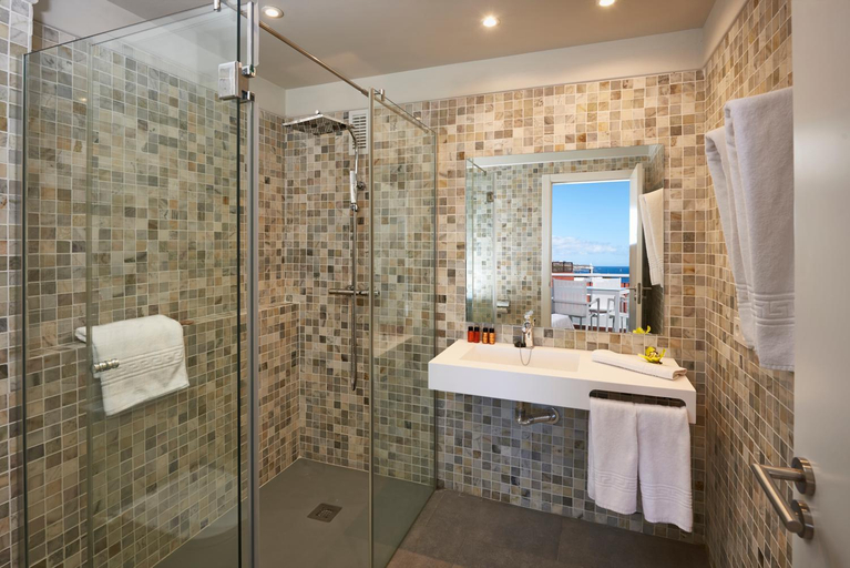 Bathroom 5, Flamingo Beach Mate, Santa Cruz de Tenerife