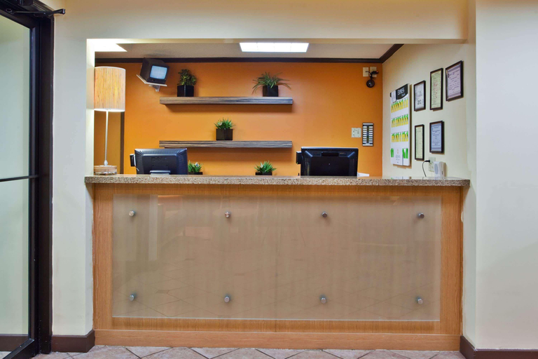 Public Area 2, Travelodge by Wyndham Columbus State University, Muscogee
