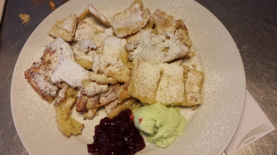 Food & Drinks 5, Pension Schonblick, Bolzano