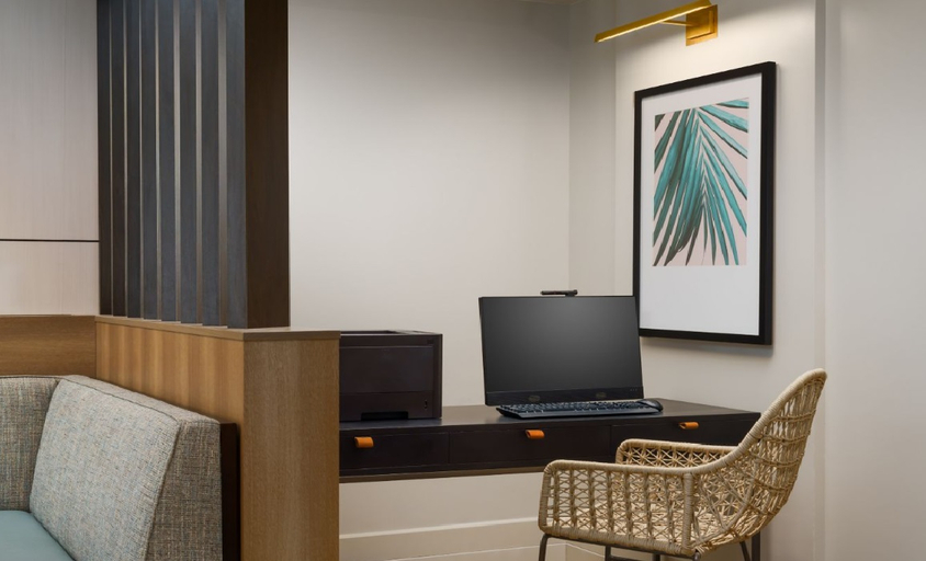 Public Area 3, Courtyard by Marriott Oceanside Fort Lauderdale Beach, Broward