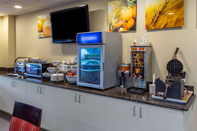 Food & Drinks 5, Comfort Suites Raleigh Walnut Creek, Wake