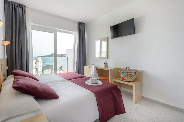 Bedroom 2, Hotel Vibra Riviera, Baleares