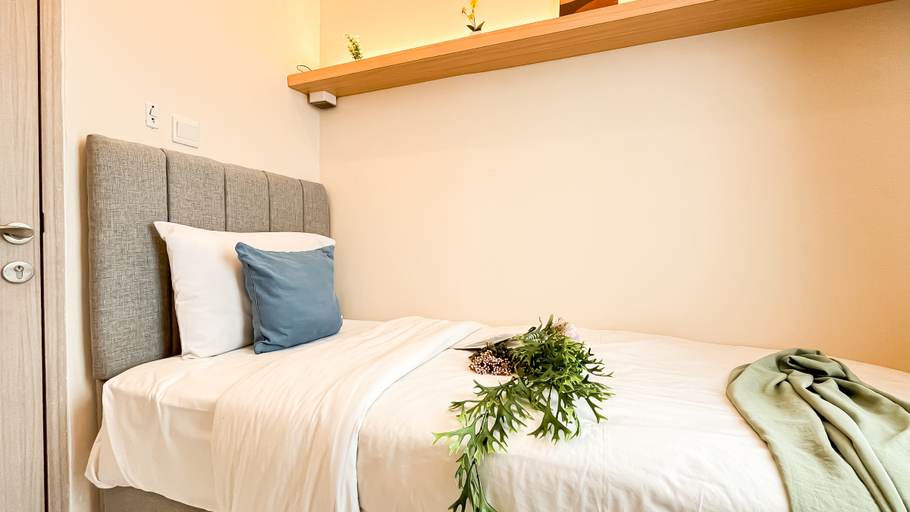 Others 3, White Toned Style 2BR Tokyo Riverside PIK 2 Apartment By Travelio, Tangerang