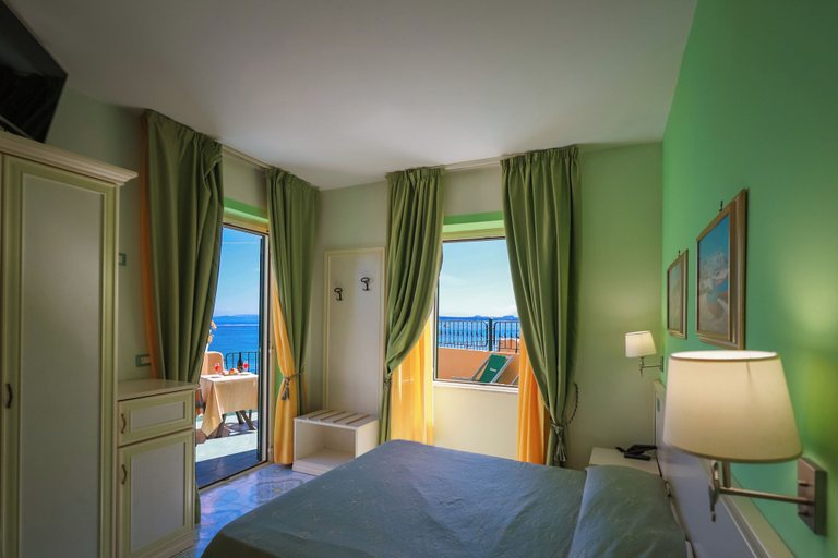 Bedroom 3, Hotel Rivamare, Napoli