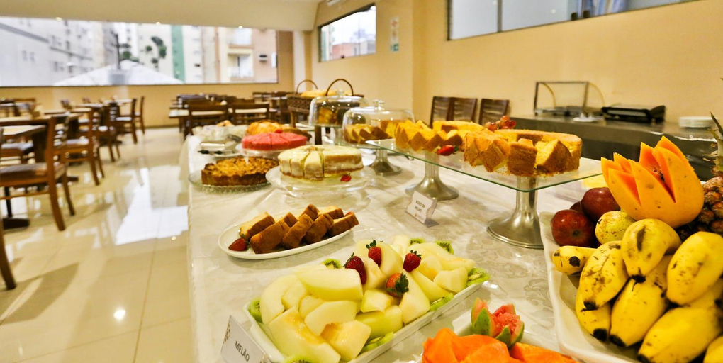 Food & Drinks 5, Mont Rey Hotel, São Vicente