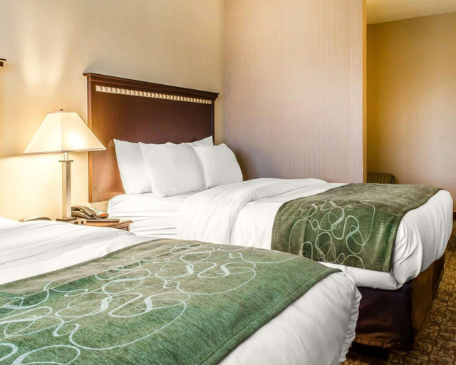 Bedroom 3, Comfort Suites Bloomsburg Area, Columbia